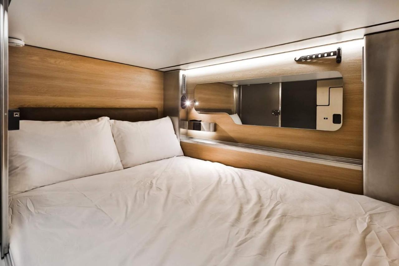 Pod Hotel Монреал Екстериор снимка