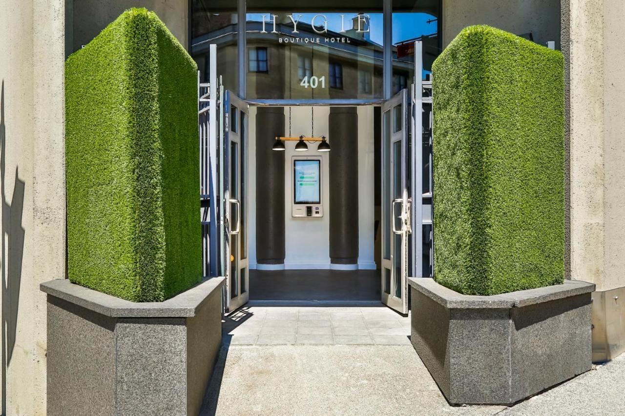 Pod Hotel Монреал Екстериор снимка